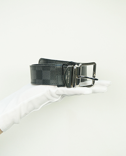 Louis Vuitton Sydney Belt, front view